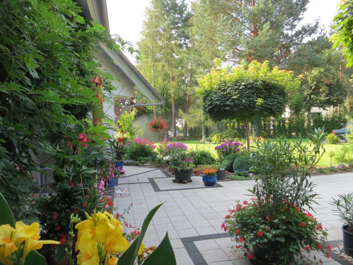 Villa "Auszeit" Hohen Neuendorf Exterior foto